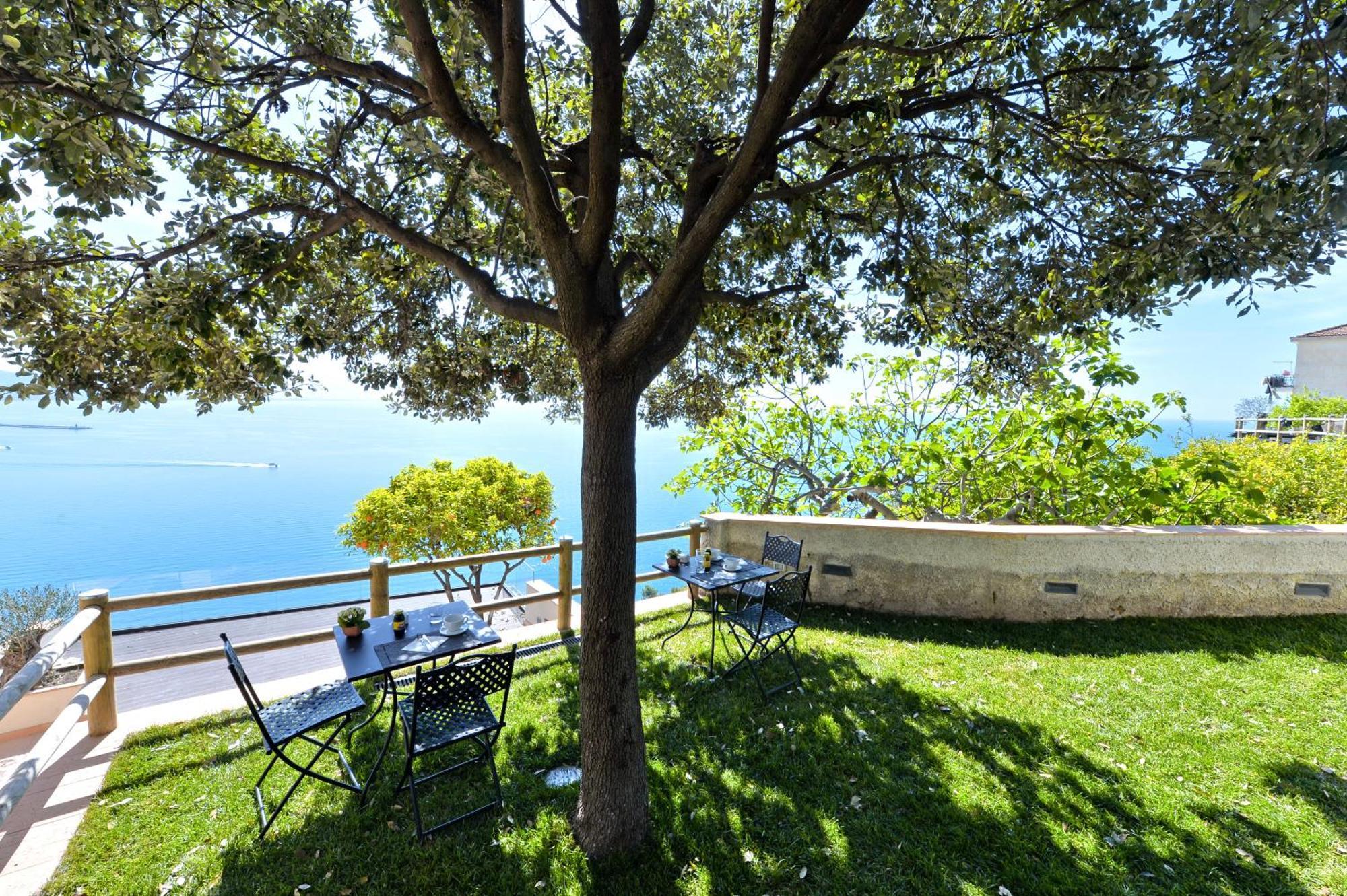In Costa Relais & Luxury Suites Vietri エクステリア 写真
