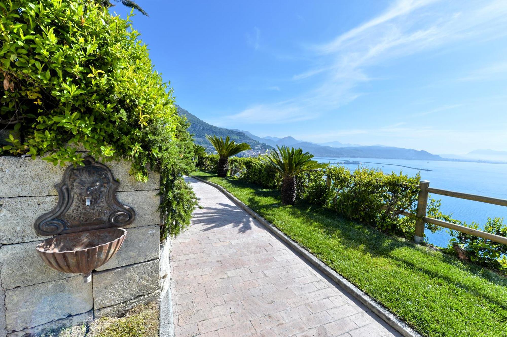 In Costa Relais & Luxury Suites Vietri エクステリア 写真